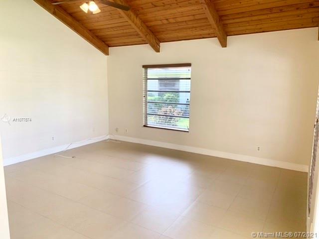 3625 East Forge Road, Unit 29 Davie, FL 33328 - Photo 4 of 15 Gallery Image 4