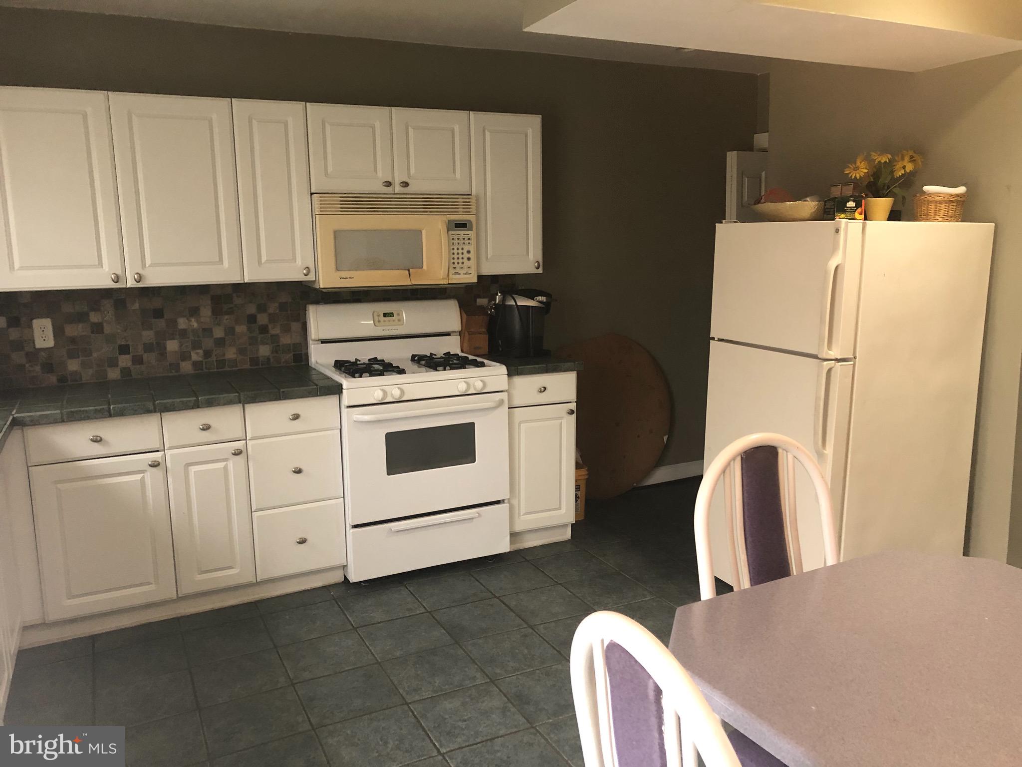 3133 Friendship Street Philadelphia, PA 19149 - Photo 7 of 16