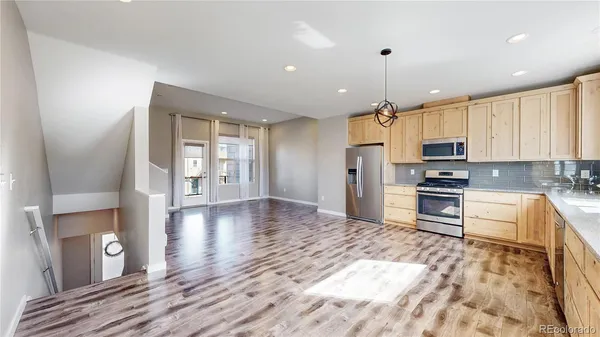 $3,044 | 9076 East 50th Avenue, Denver, CO 80238