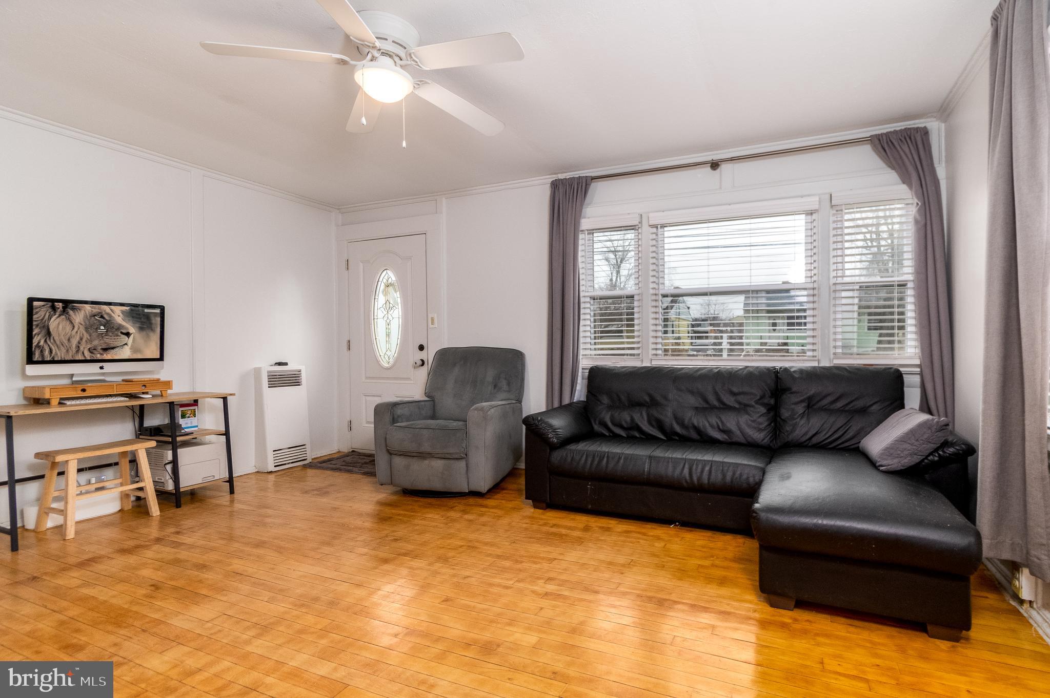 180 Franklyn Road Ewing, NJ 08628 - Photo 8 of 26