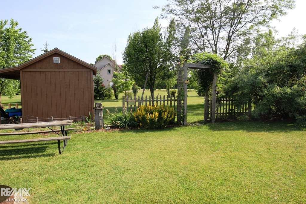 1410 Berville Road Allenton, MI 48002 - Photo 17 of 19 50015299-16.JPG