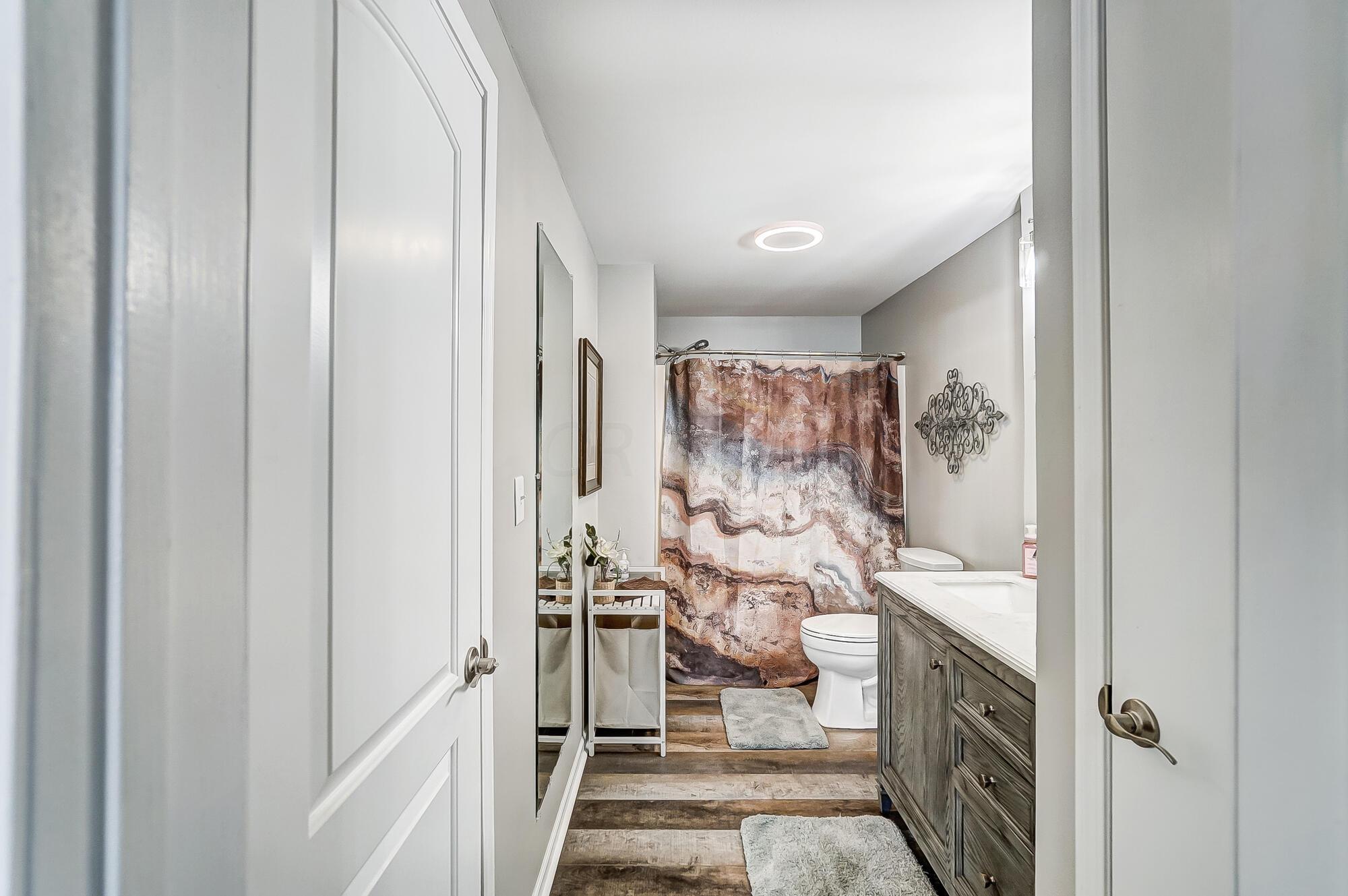 1298 Alton Road Galloway, OH 43119 - Photo 27 of 78 Full Bath