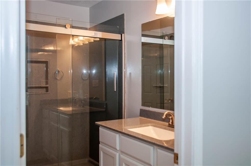 1340 Fall Ridge Drive Brownsburg, IN 46112 - Photo 13 of 25