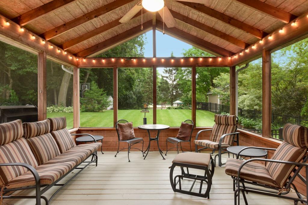 16571 South Manor Road Eden Prairie, MN 55346 - Photo 8 of 47