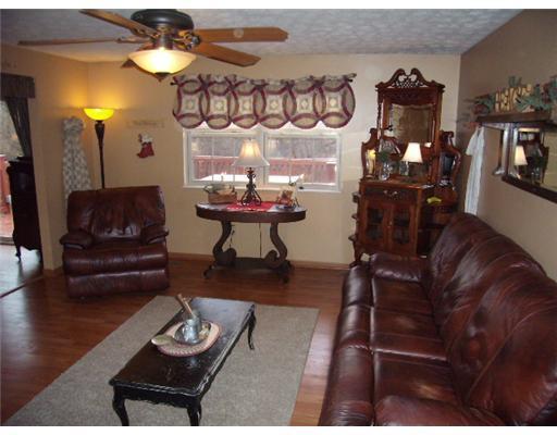 1631 Murphy Court Springfield, OH 45503 - Photo 4 of 18