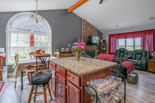 $549,000 | 155 Robinson Road, Hudson, NH 03051