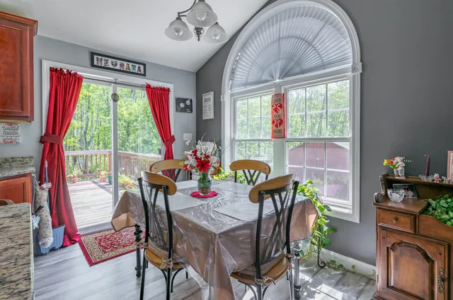 $549,000 | 155 Robinson Road, Hudson, NH 03051