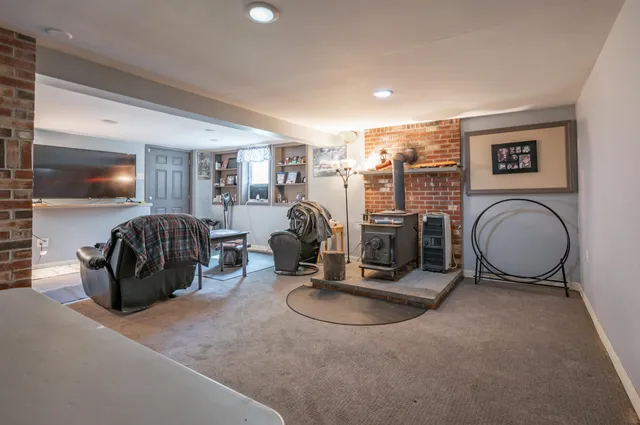 $549,000 | 155 Robinson Road, Hudson, NH 03051