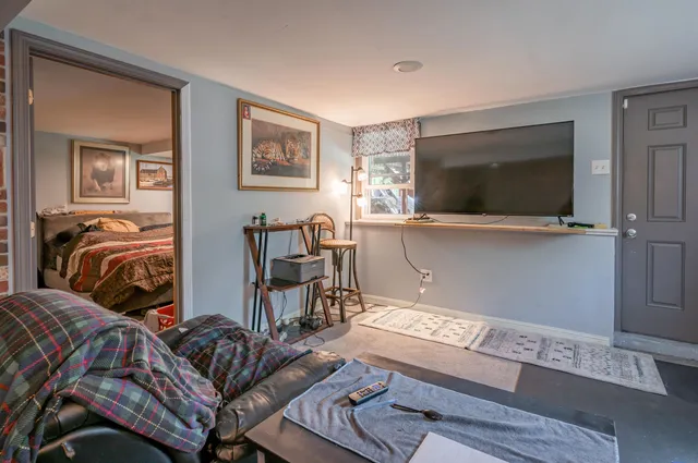 $549,000 | 155 Robinson Road, Hudson, NH 03051