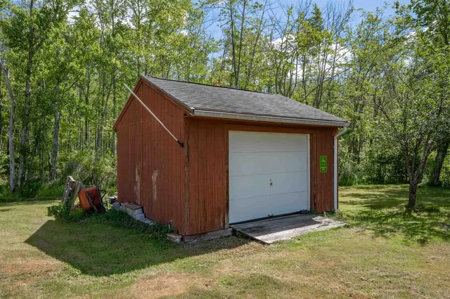 $549,000 | 155 Robinson Road, Hudson, NH 03051
