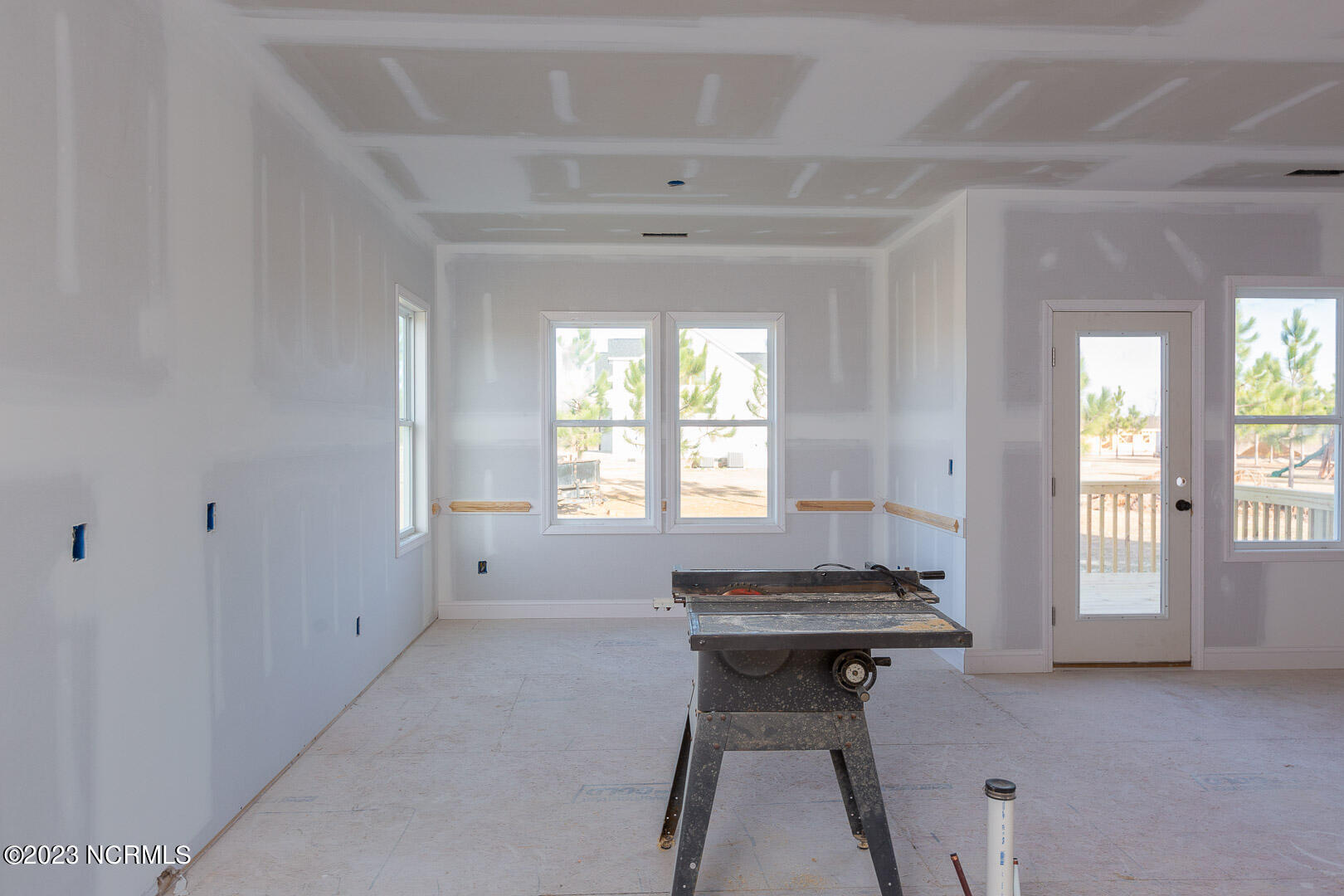 342 Laudie Honeycutt Road Clinton, NC 28328 - Photo 13 of 32 342 Laudie Honeycutt Rd-13