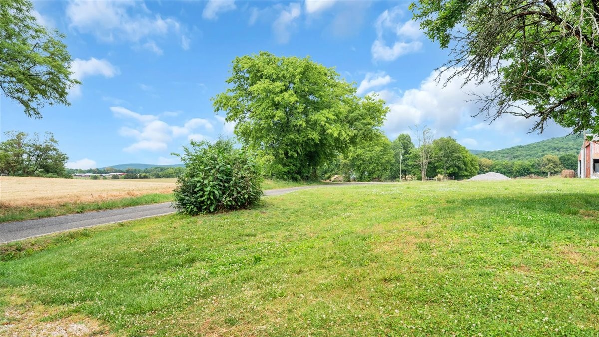 30 J D Ring Road Hillsboro, TN 37342 - Photo 36 of 39