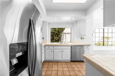 $1,355,000 | 3462 Windsor Court, Costa Mesa, CA 92626