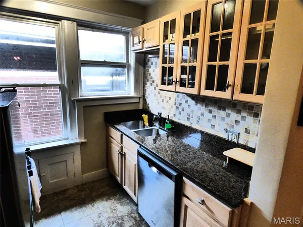 $1,500 | 4510 Wichita Avenue, Unit 2E, St. Louis, MO 63110