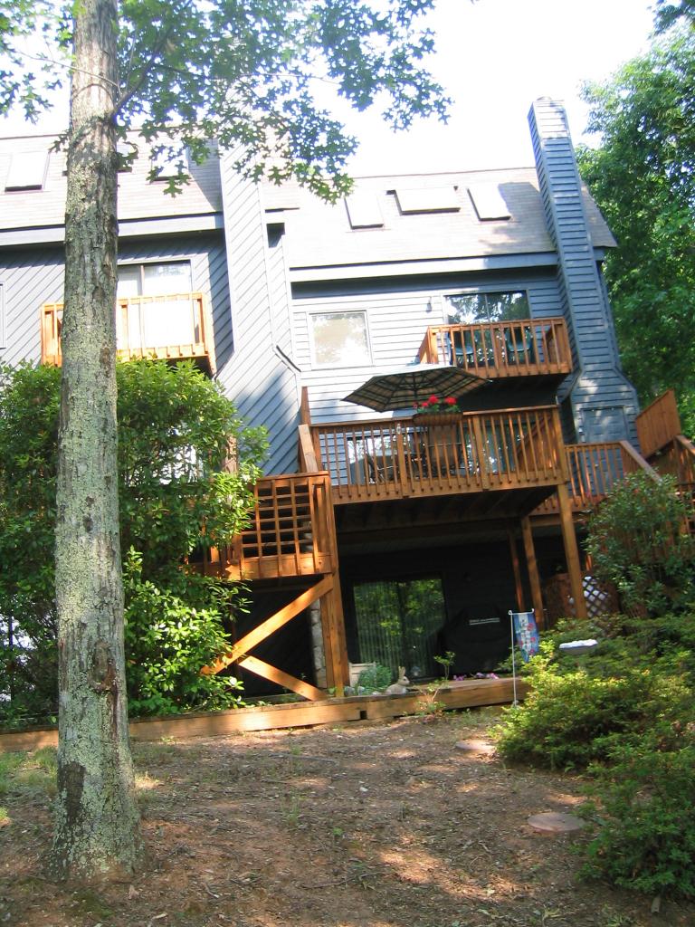213 Saunders Point Road, Unit 12 Huddleston, VA 24104 - Photo 1 of 10 Lakeside showing Deckand Patio