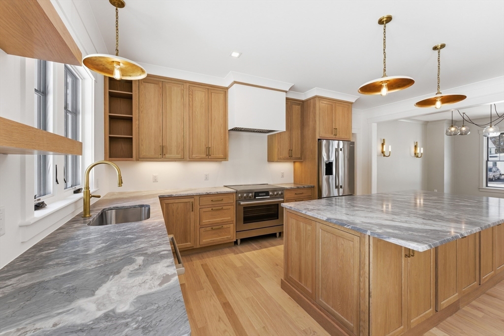 51 Revolutionary Road Concord, MA 01742 - Photo 3 of 32