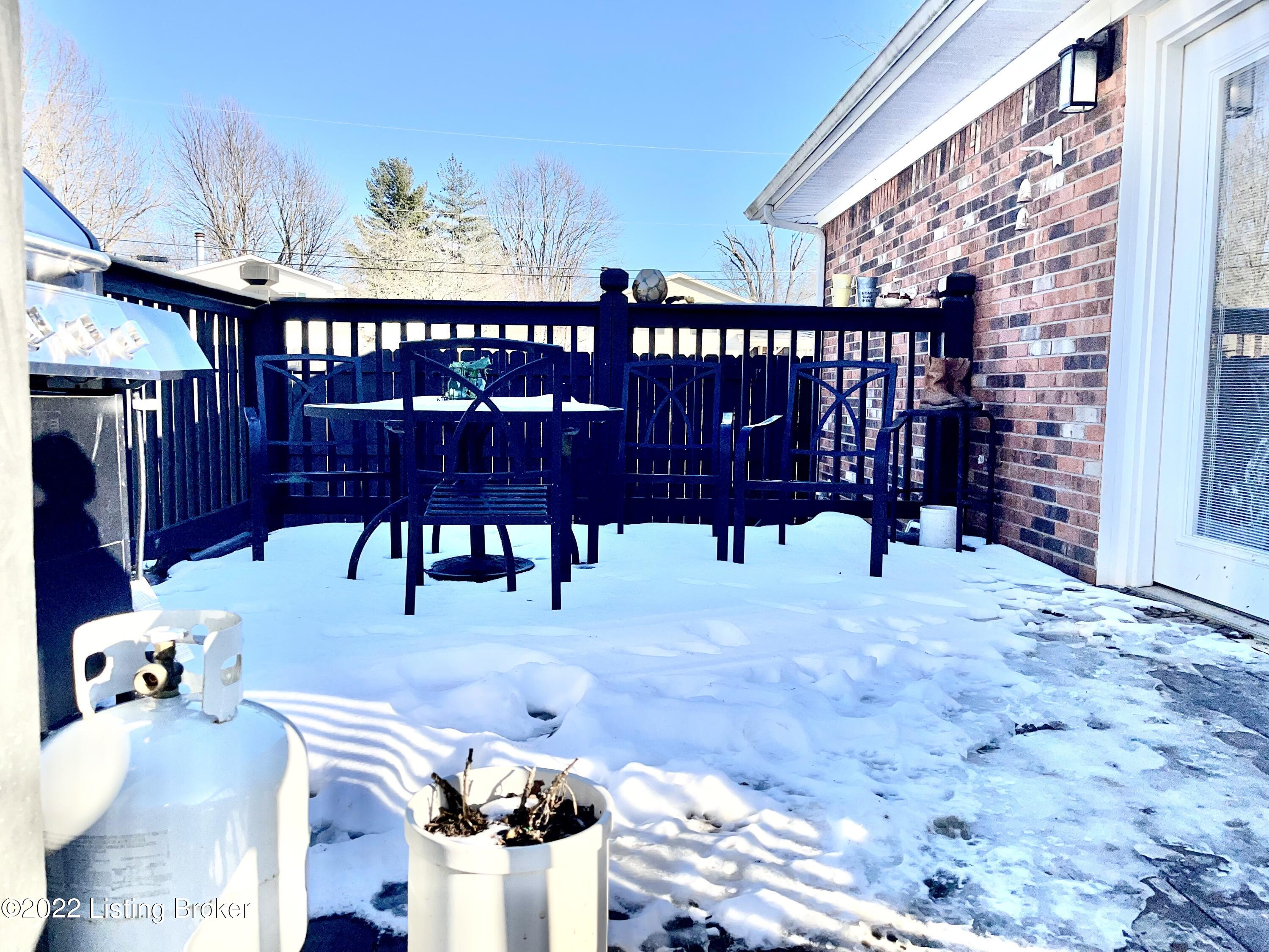 3506 Pirogue Road Louisville, KY 40299 - Photo 20 of 26 56C05810-0042-422C-8969-43A373E70165