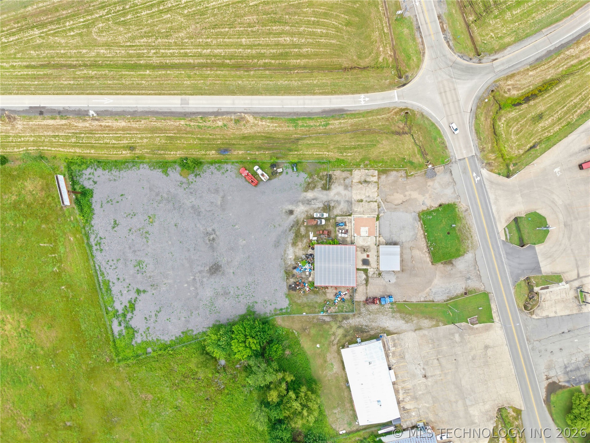 40 Interstate 40 Muldrow, OK 74948 - Photo 16 of 47 Gallery Image 16