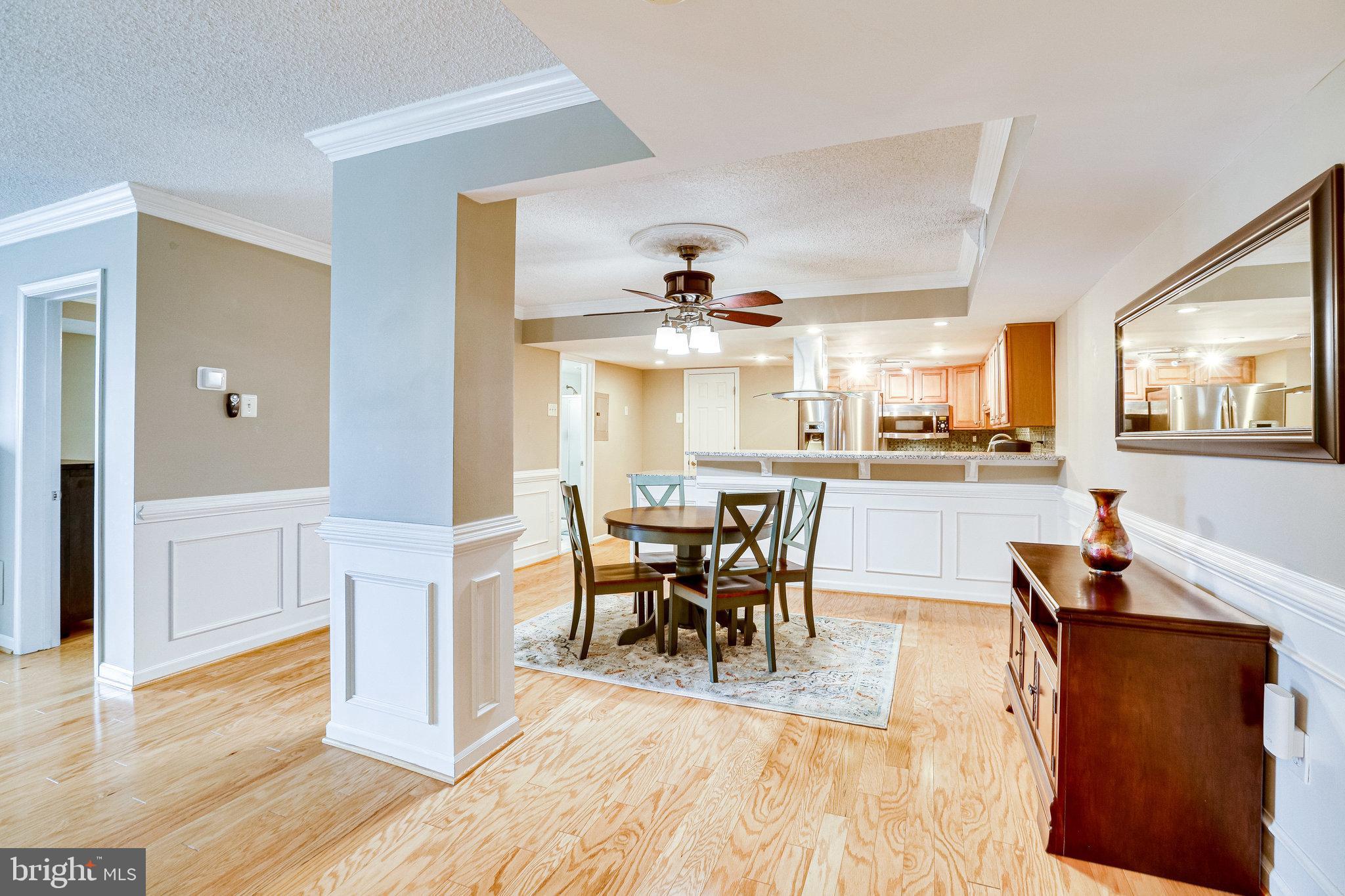 1515 South Arlington Ridge Road, Unit 403 Arlington, VA 22202 - Photo 5 of 43 Dining room view from entrance door