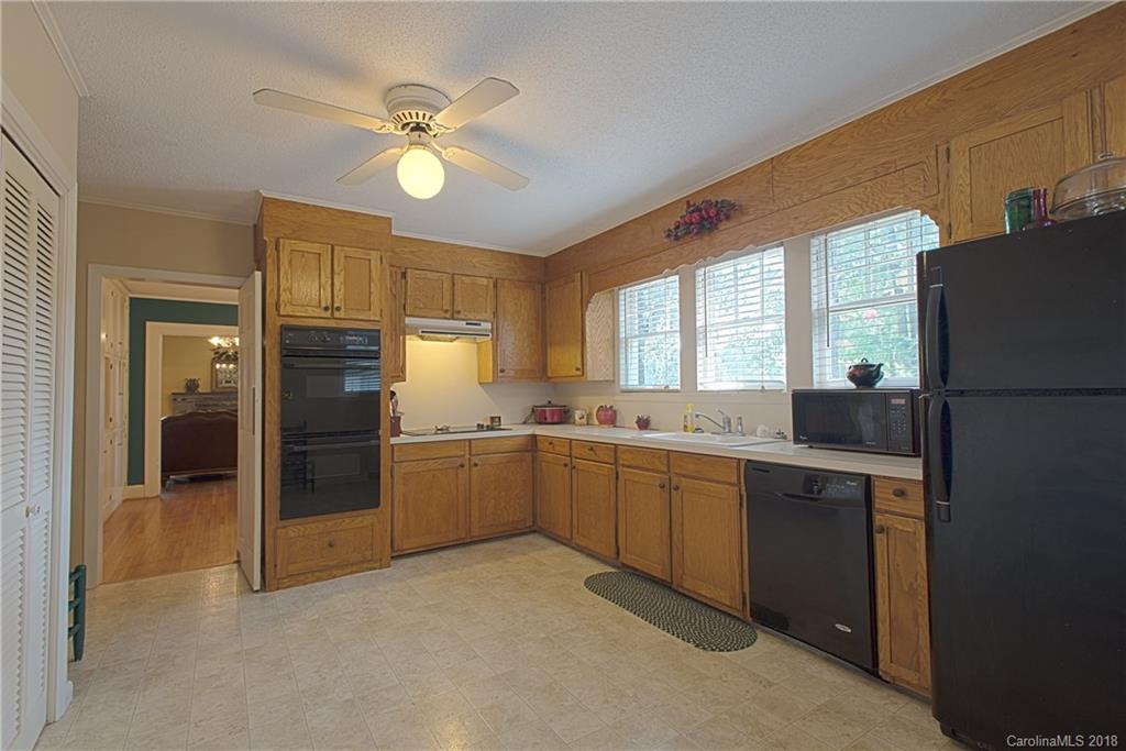 21077 St Martin Road Albemarle, NC 28001 - Photo 11 of 32 Gallery Image 11