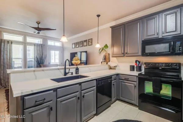 $199,500 | 1515 East Beach Boulevard, Unit 117, Pass Christian, MS 39571