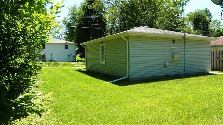 329 Indiana Street Porter, IN 46304 - Photo 6 of 10 767x431