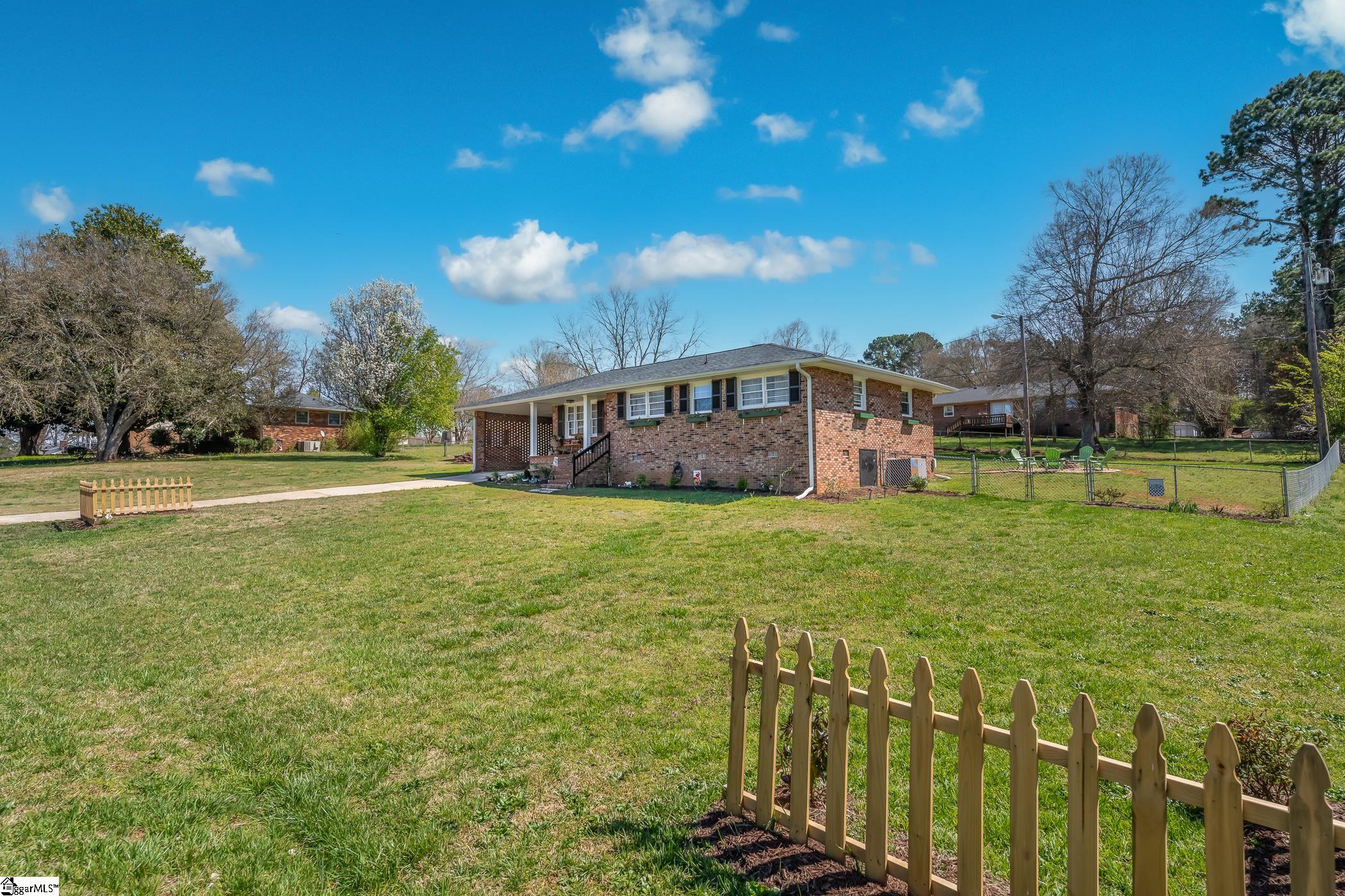 122 Cedar Road Anderson, SC 29624 - Photo 29 of 37