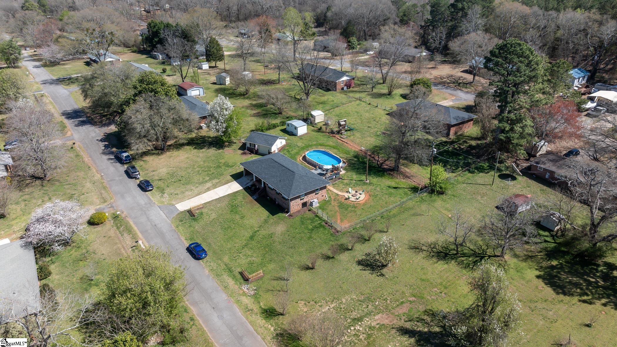 122 Cedar Road Anderson, SC 29624 - Photo 32 of 37
