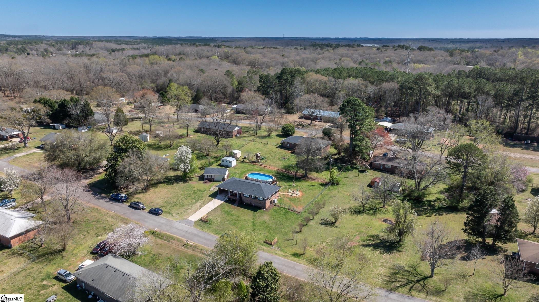 122 Cedar Road Anderson, SC 29624 - Photo 33 of 37