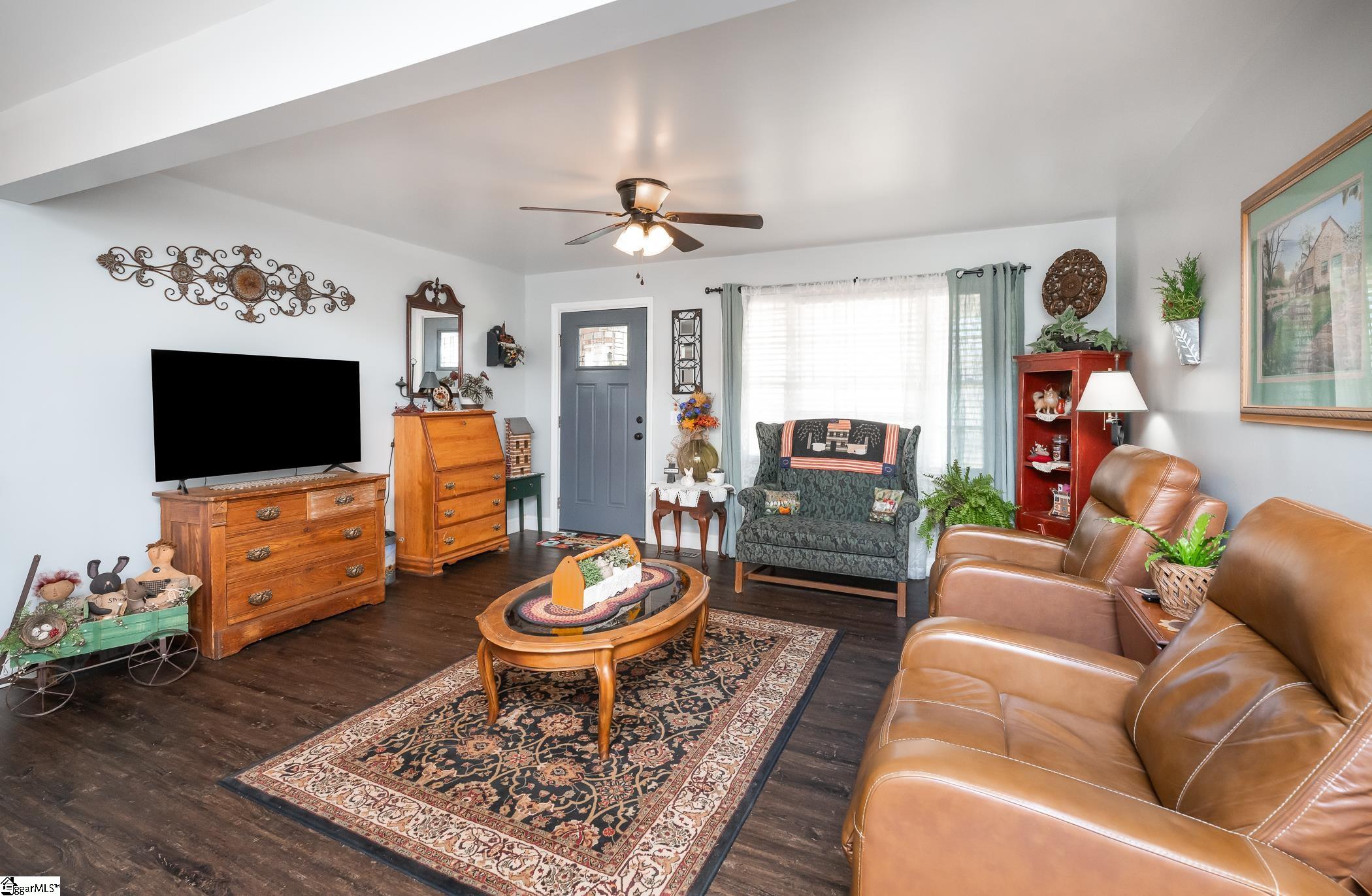 122 Cedar Road Anderson, SC 29624 - Photo 5 of 37