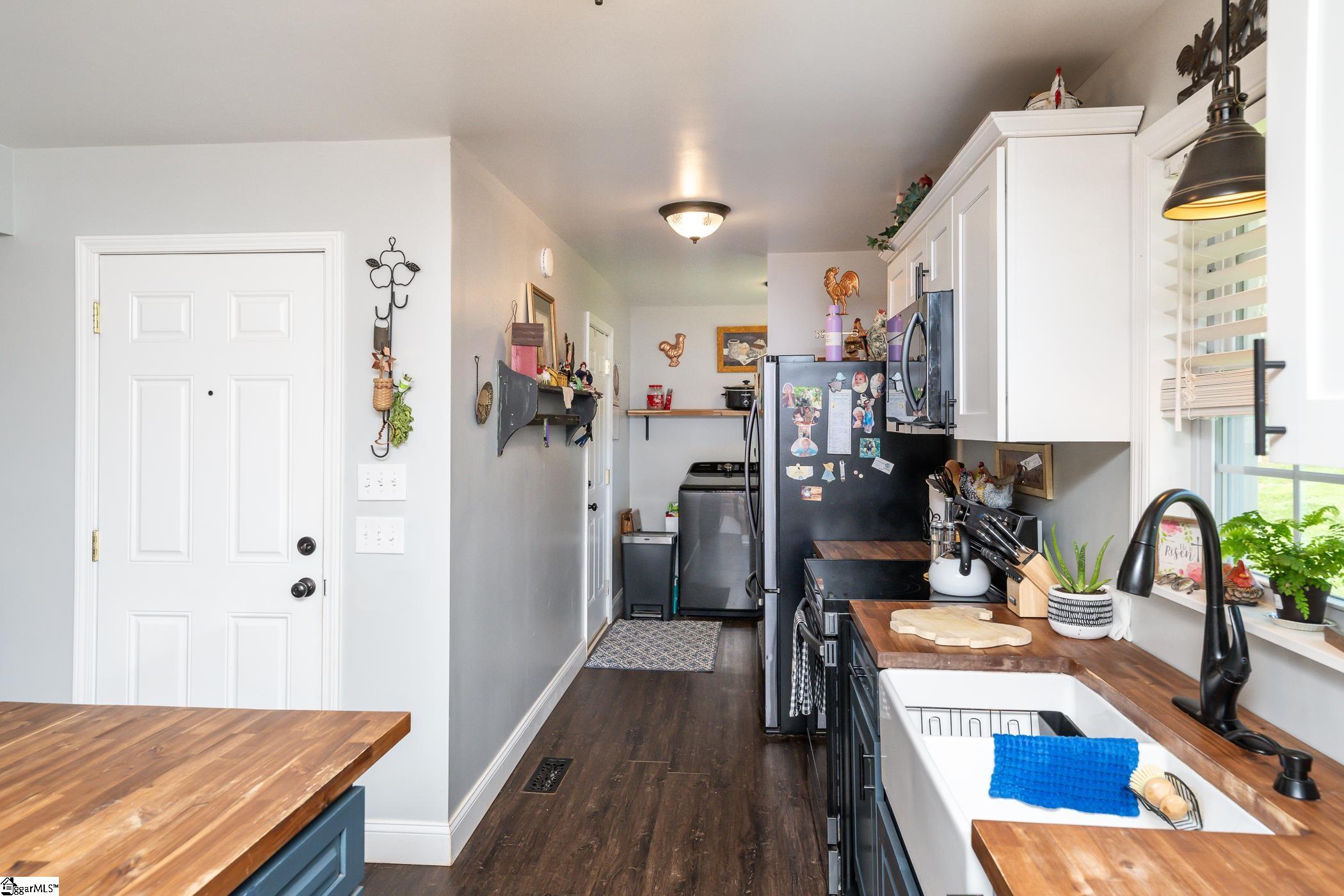 122 Cedar Road Anderson, SC 29624 - Photo 10 of 37