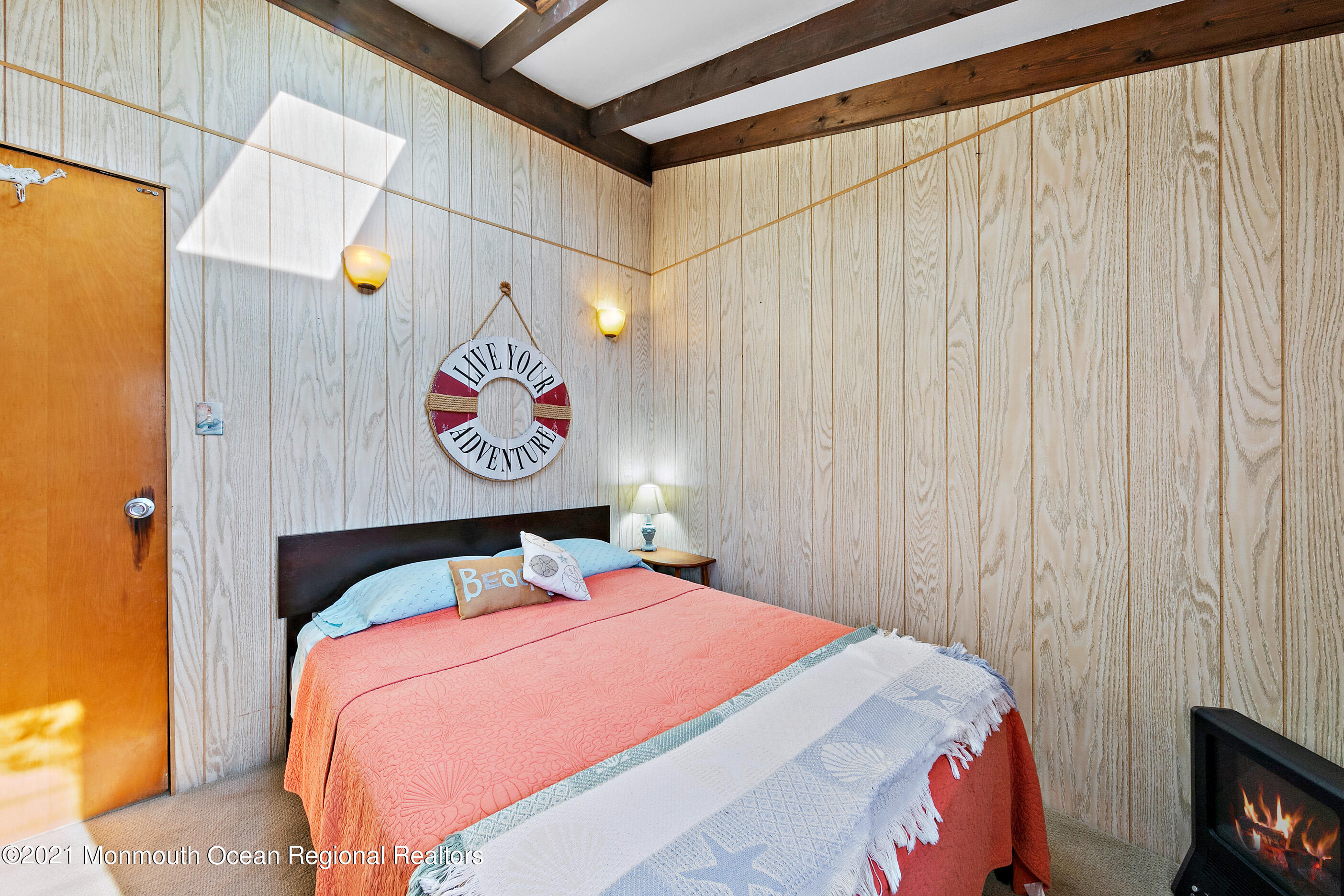 312 Heron Road Tuckerton, NJ 08087 - Photo 21 of 41 a bedroom with a bed and a window