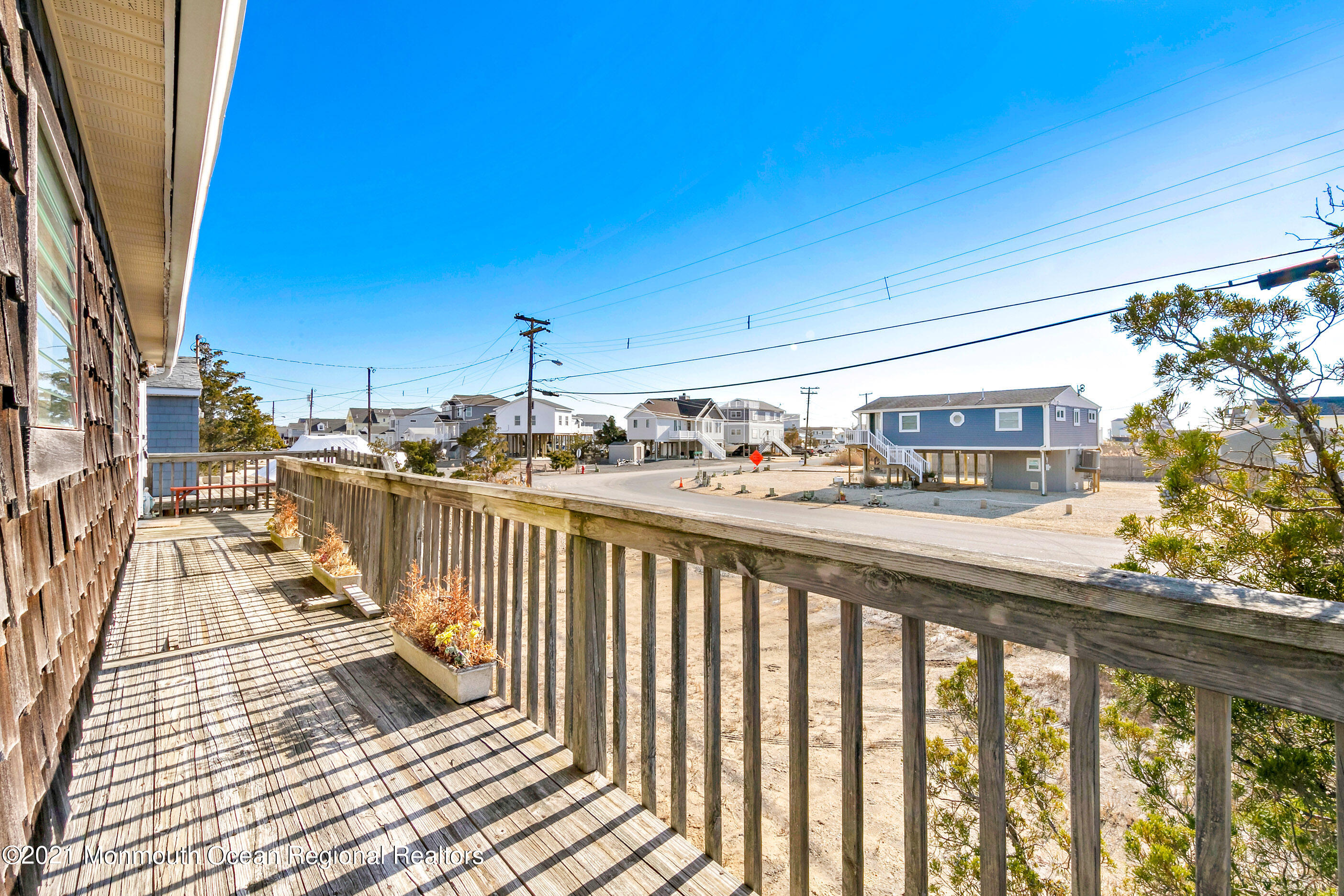 312 Heron Road Tuckerton, NJ 08087 - Photo 40 of 41 a view of a balcony with wooden floor