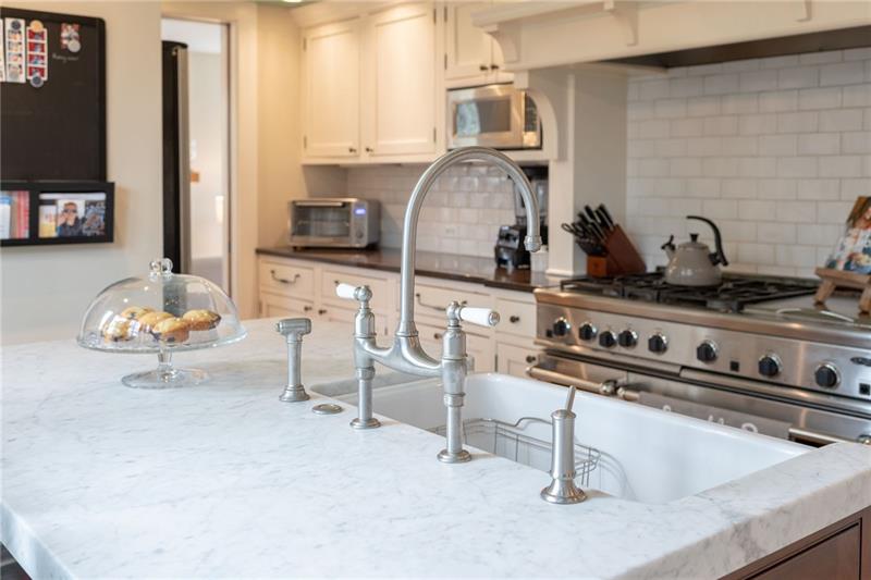 317 Pine Road Sewickley, PA 15143 - Photo 7 of 24 Gorgeous marble island