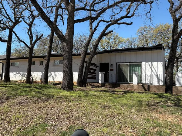 $329,900 | 1121 Wade Drive, Bedford, TX 76022
