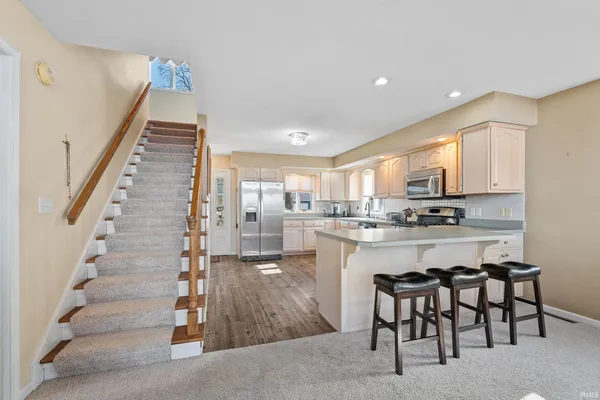 $935,000 | 2910 Country Club Drive East, Rochester, IN 46975