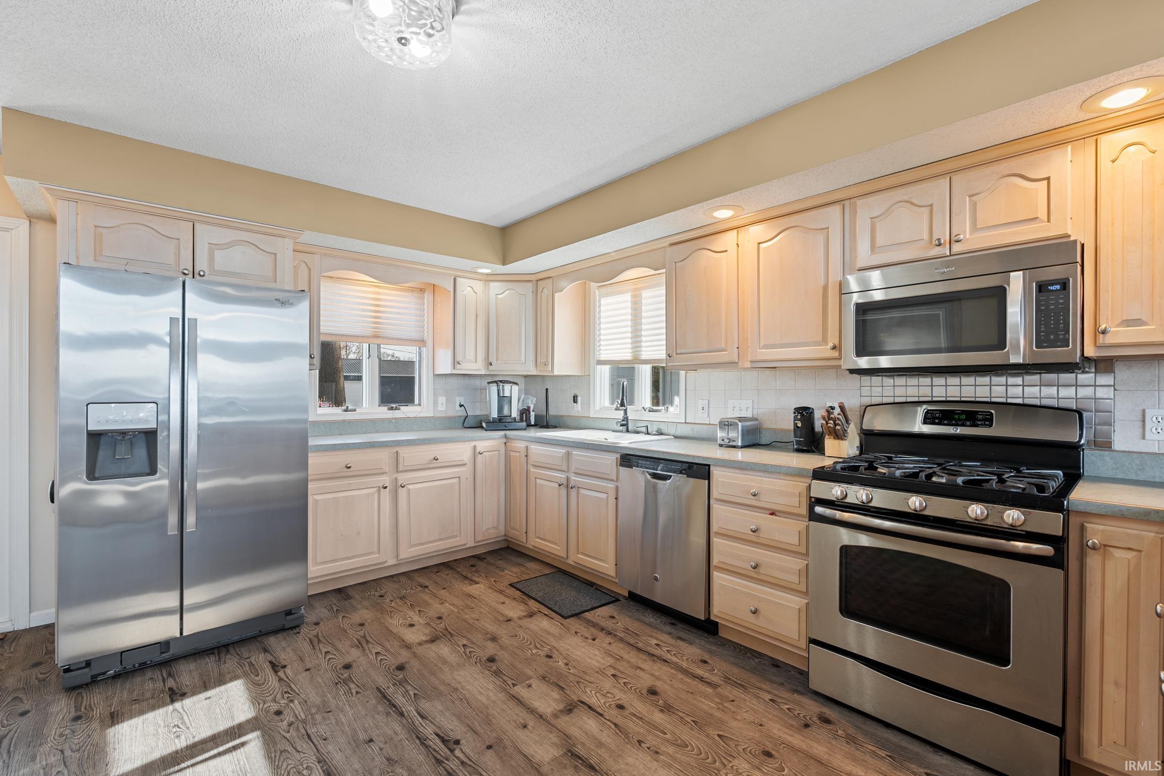 2910 Country Club Drive East Rochester, IN 46975 - Photo 15 of 36