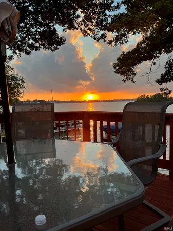 $935,000 | 2910 Country Club Drive East, Rochester, IN 46975