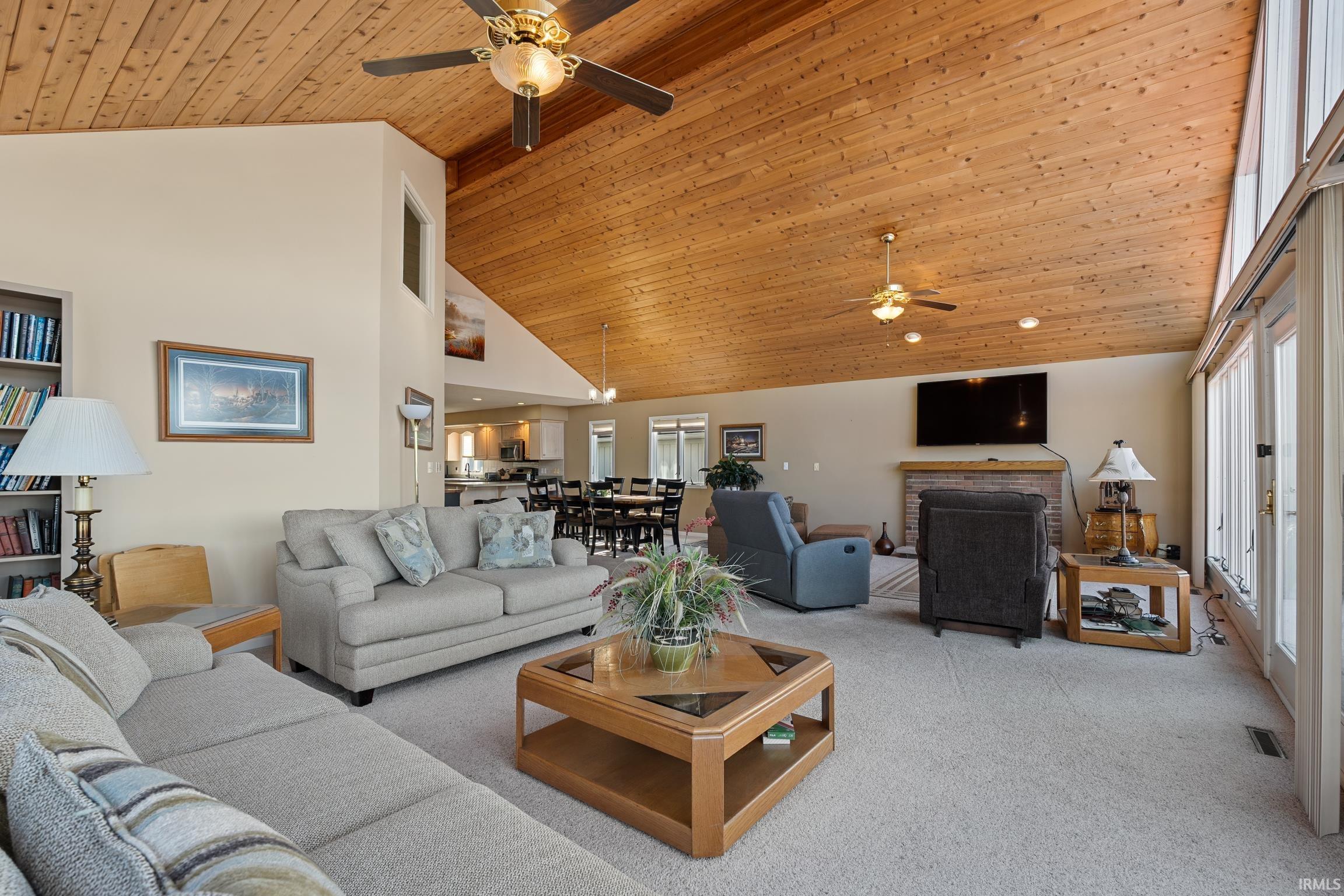 2910 Country Club Drive East Rochester, IN 46975 - Photo 8 of 36