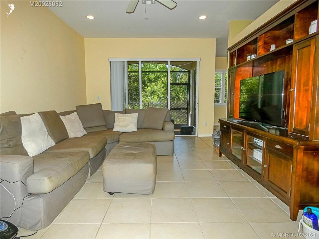 330 Southwest Walking Path Stuart, FL 34997 - Photo 6 of 24 Gallery Image 6