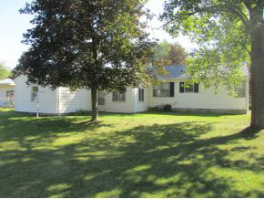 1220 Washington Street Rochester, IN 46975 - Photo 3 of 11