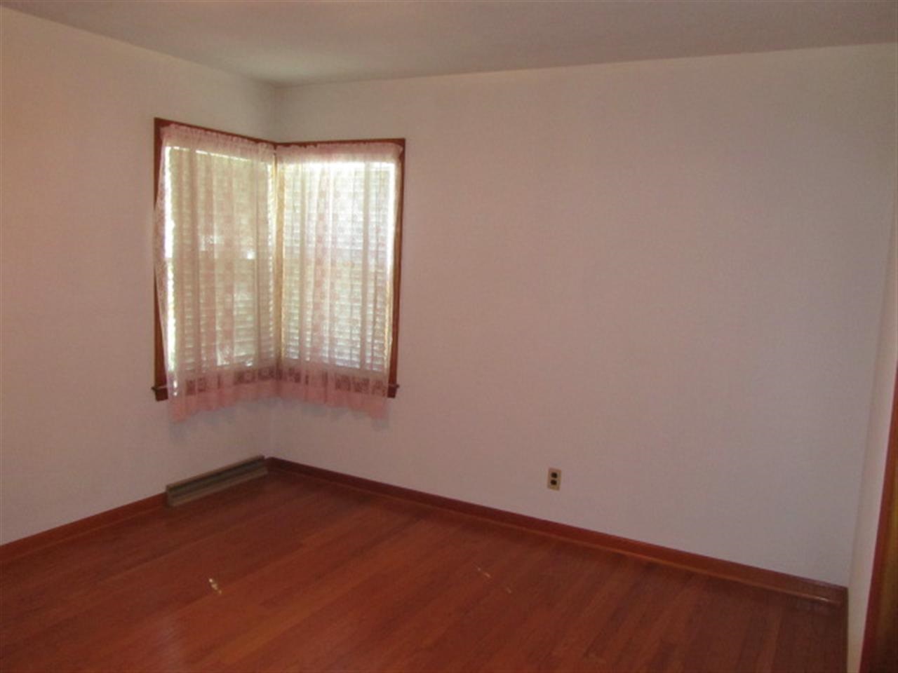 1220 Washington Street Rochester, IN 46975 - Photo 8 of 11