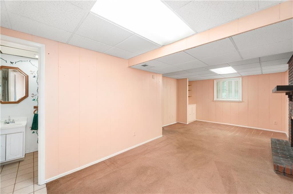 115 Crosslands Road Butler, PA 16002 - Photo 20 of 28 Gallery Image 20
