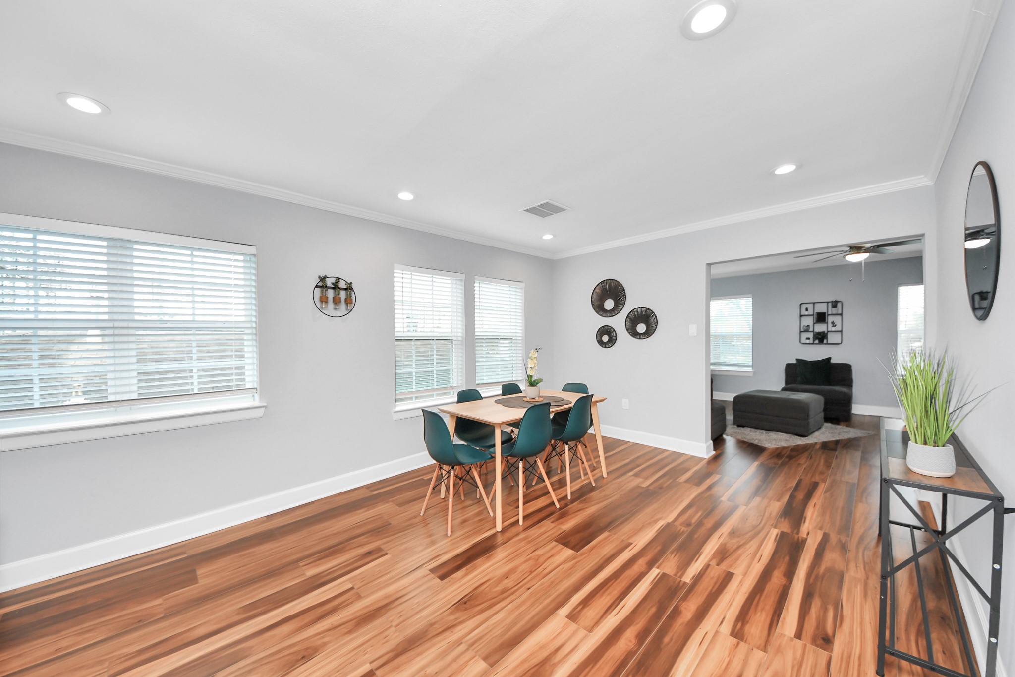 1508 Ridgewood Street Houston, TX 77006 - Photo 29 of 47