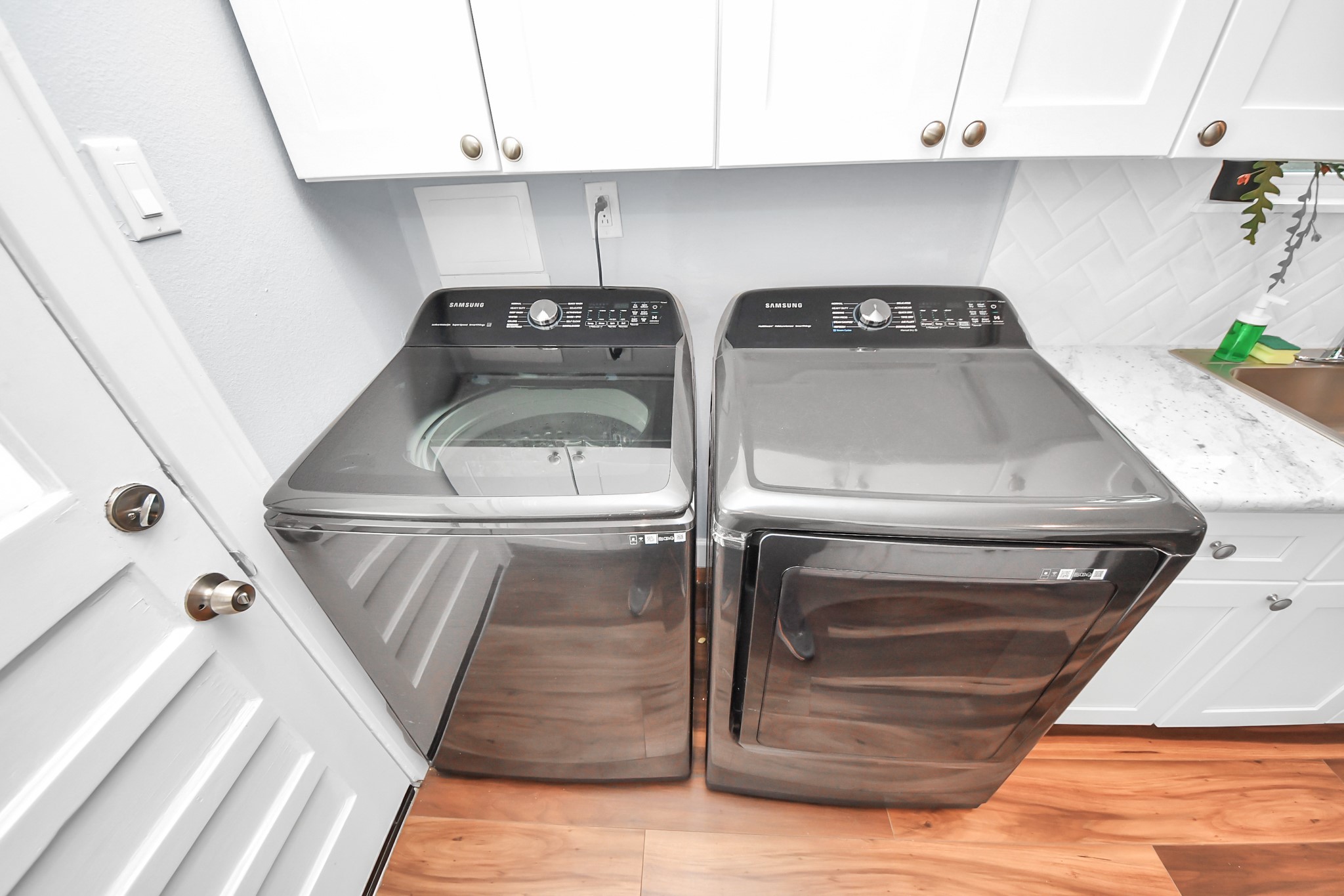 1508 Ridgewood Street Houston, TX 77006 - Photo 31 of 47