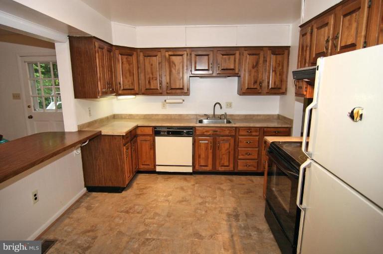 7842 Brompton Street Springfield, VA 22152 - Photo 12 of 15 Kitchen #2