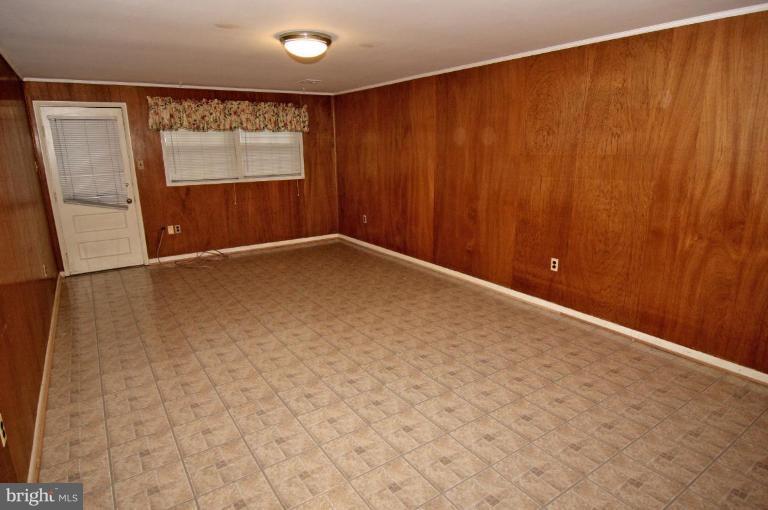 7842 Brompton Street Springfield, VA 22152 - Photo 14 of 15 Recreation Room