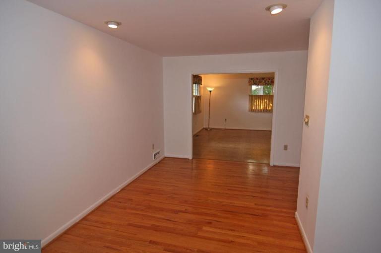 7842 Brompton Street Springfield, VA 22152 - Photo 5 of 15 Dining Room