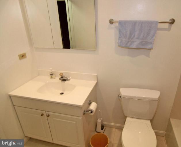 7842 Brompton Street Springfield, VA 22152 - Photo 9 of 15 Bath #1