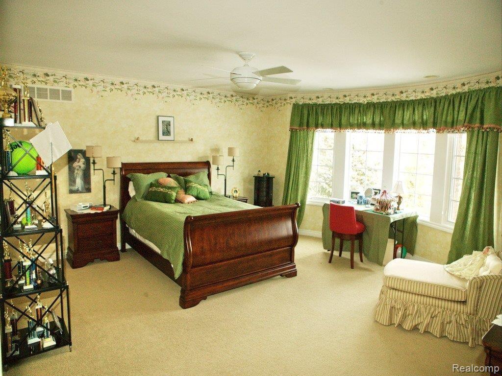 4818 Crestone Way Rochester, MI 48306 - Photo 12 of 21 Bedroom Two